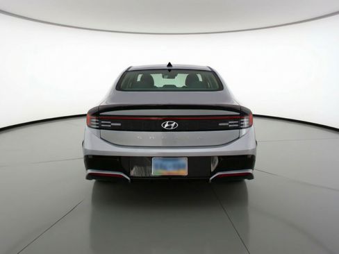 Used 2025 Hyundai Sonata SEL FWD image 7