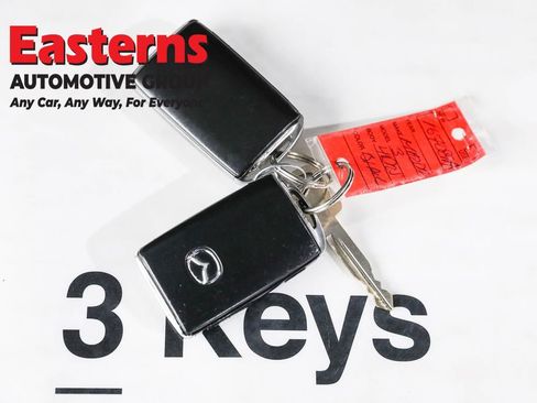 Used 2021 MAZDA MAZDA3 s image 27