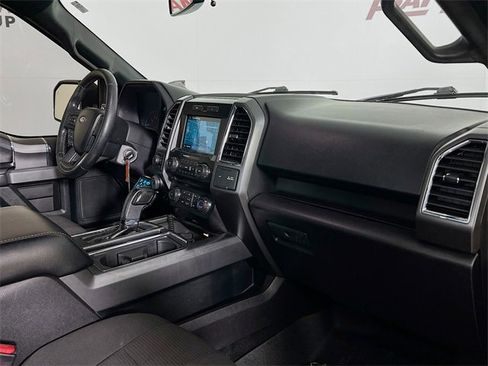 Used 2016 Ford F150 XLT w/ Equipment Group 302A Luxury image 38