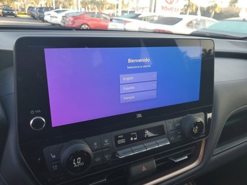 Used 2024 Toyota Grand Highlander AWD Hybrid image 20