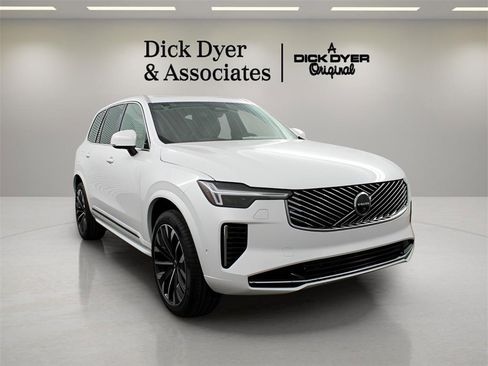 New 2026 Volvo XC60 T8 Ultra image 1