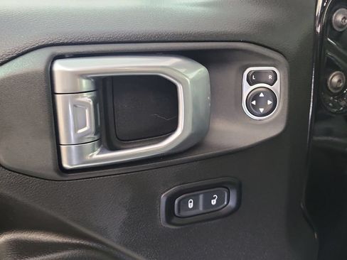 Used 2024 Jeep Wrangler Sport AWD/4WD image 16