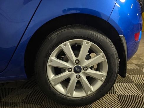 Used 2011 Ford Fiesta SE w/ 203A Rapid Spec Order Code image 18