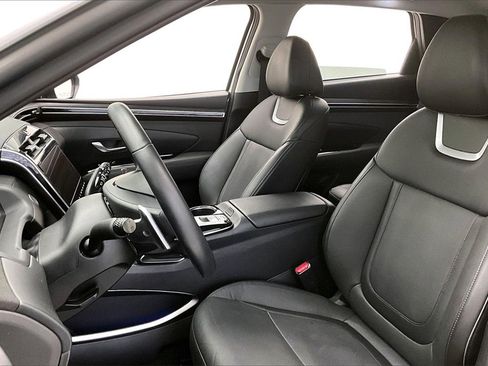 Certified 2023 Hyundai Tucson Limited w/ Cargo Package image 26