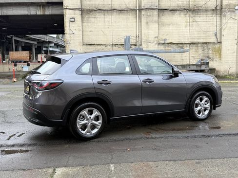 Used 2023 Honda HR-V LX image 45