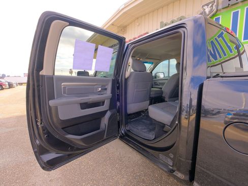 Used 2018 RAM 1500 Big Horn image 26