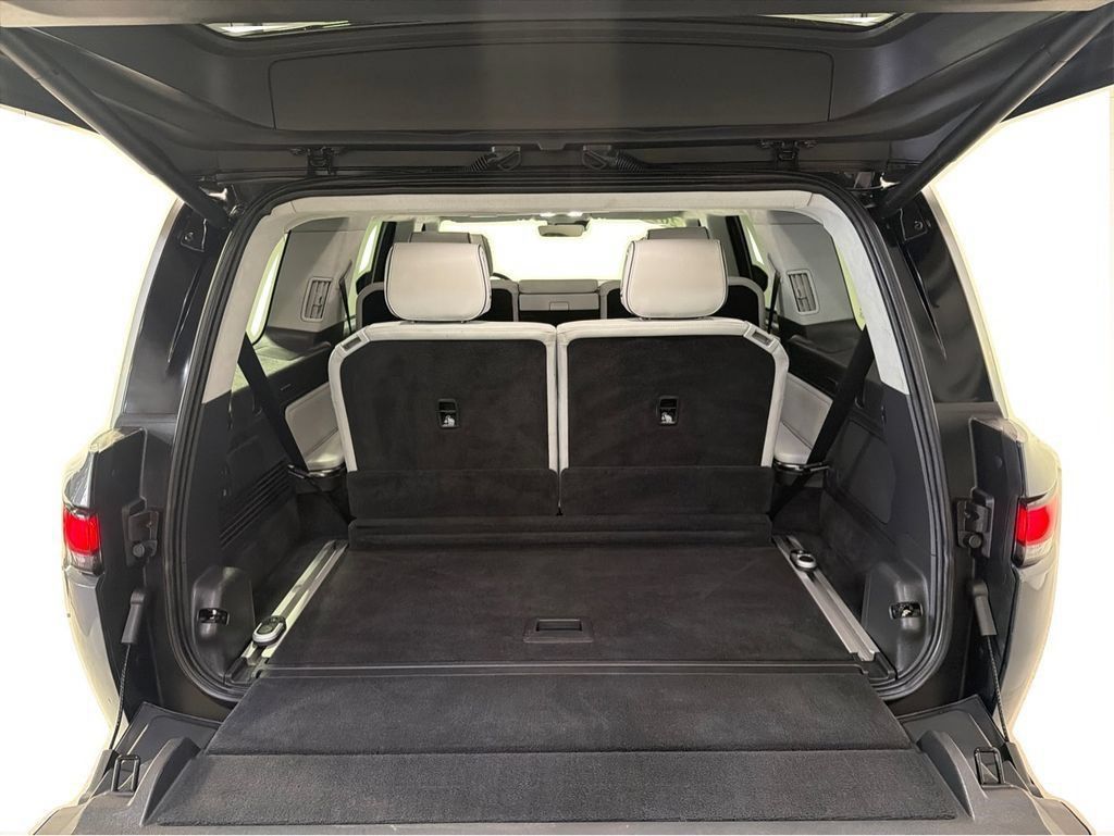 Used 2024 Rivian R1S Launch Edition Quad AWD/4WD image 13