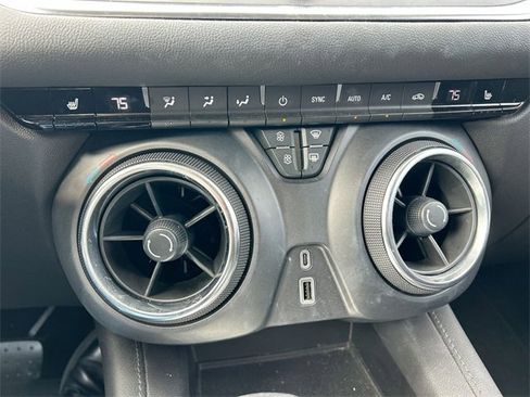 Used 2019 Chevrolet Blazer LT w/ Sound & Technology Package image 23