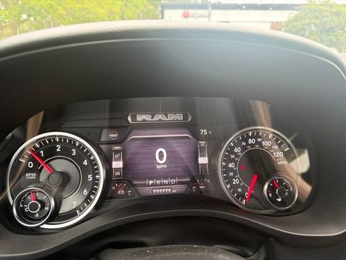 Used 2022 RAM 1500 Big Horn RWD image 16