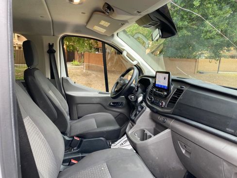 Used 2020 Ford Transit 350 XLT image 35