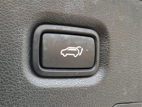 Used 2023 Hyundai Santa Fe SEL w/ Cargo Package image 15