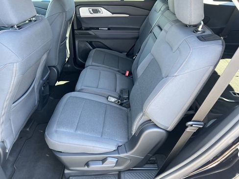 New 2026 Ford Explorer Active image 18