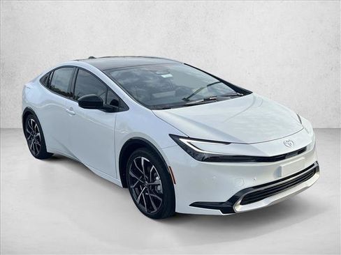 New 2026 Toyota Prius Plug-In Hybrid FWD image 7