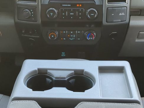 Used 2022 Ford F250 XLT image 17