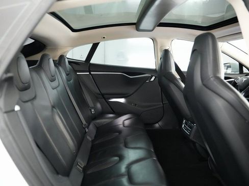 Used 2014 Tesla Model S 60 image 36
