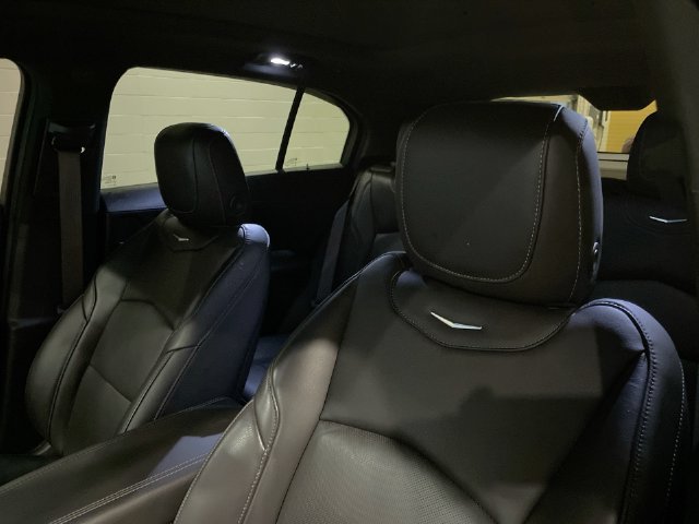 Used 2019 Cadillac XT4 Premium Luxury w/ Enhanced Visibility Package AWD/4WD image 19