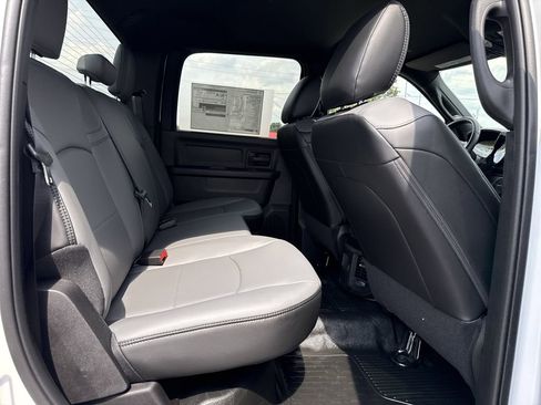 New 2026 RAM 3500 Tradesman w/ Chrome Appearance Group image 39