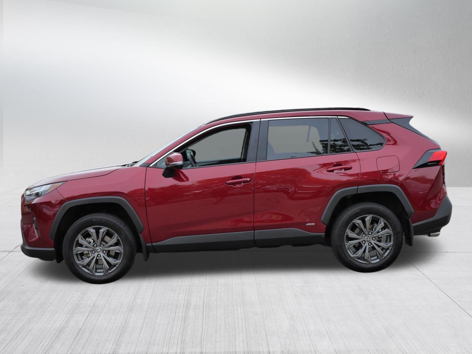 Certified 2023 Toyota RAV4 XLE Premium AWD/4WD image 5