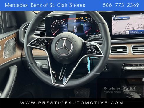 Used 2025 Mercedes-Benz GLE 450 4MATIC image 16