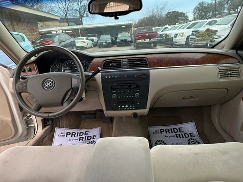 Used 2005 Buick LaCrosse CX w/ Silver Convenience Package image 16