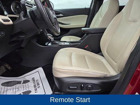 Used 2021 Buick Encore GX Essence w/ Advanced Technology Package AWD/4WD image 17