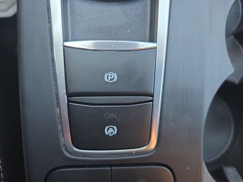 Used 2022 Ford Escape SEL w/ Technology Package image 21