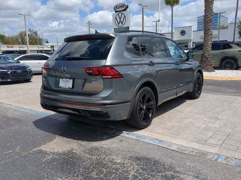Certified 2023 Volkswagen Tiguan SE R-Line image 4
