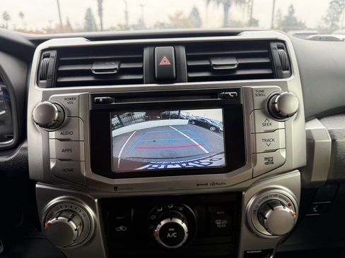 Used 2018 Toyota 4Runner SR5 Premium image 20