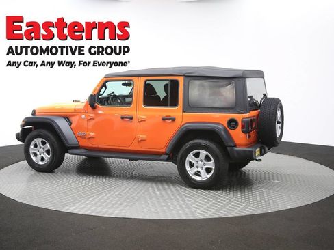 Used 2018 Jeep Wrangler Unlimited Sport S AWD/4WD image 60