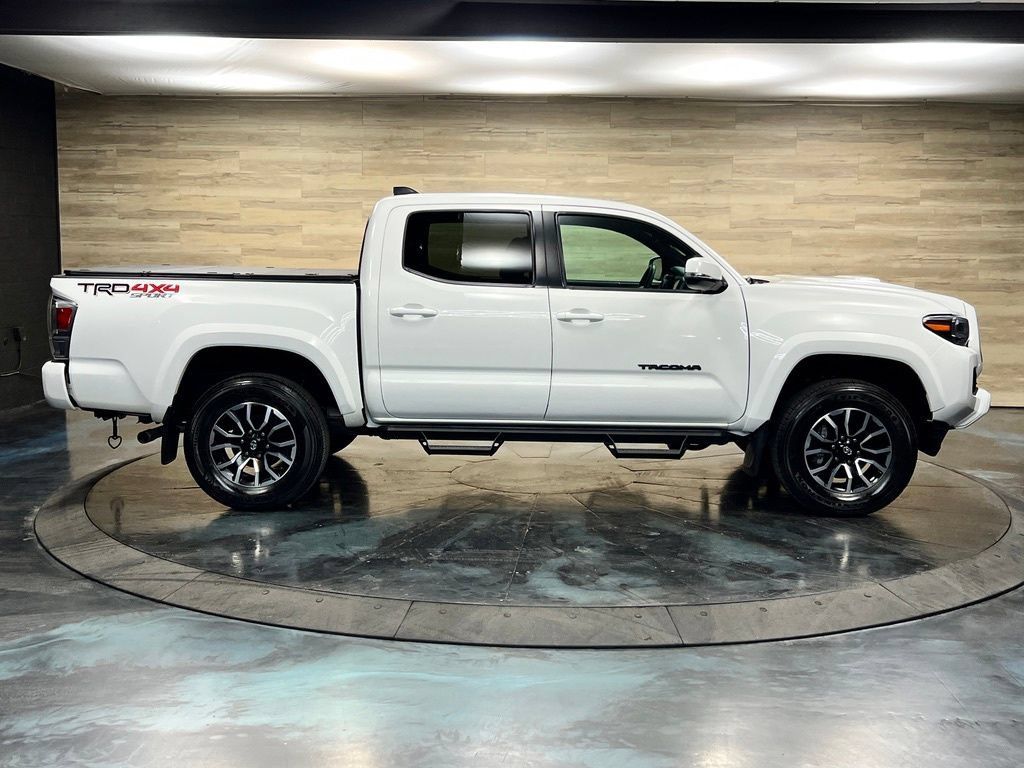 Used 2023 Toyota Tacoma TRD Sport AWD/4WD image 25