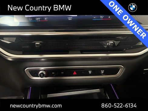 Used 2023 BMW X7 xDrive40i w/ M Sport Package image 23