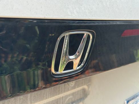 Used 2025 Honda Accord Sport image 9