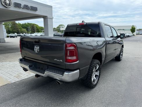 Used 2023 RAM 1500 Laramie AWD/4WD image 9