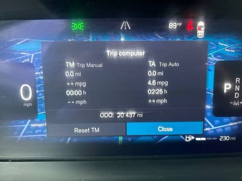 Used 2025 Volvo XC90 B5 Core AWD/4WD image 23
