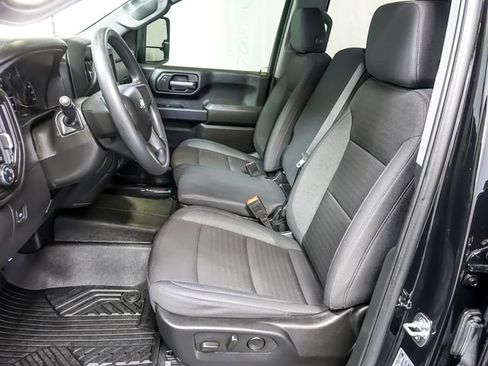 Used 2025 Chevrolet Silverado 2500 Custom w/ Custom Value Package AWD/4WD image 12