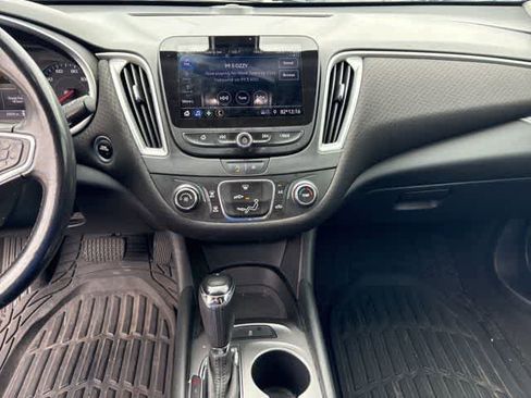 Used 2020 Chevrolet Malibu RS image 20