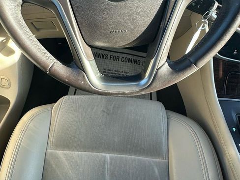 Used 2014 Buick LaCrosse image 24