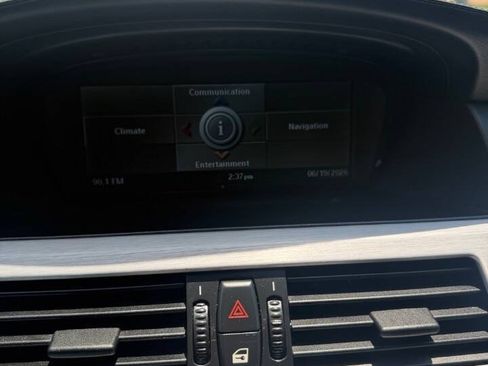 Used 2007 BMW M5 RWD image 16