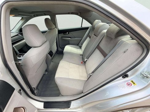 Used 2012 Toyota Camry XLE FWD image 21