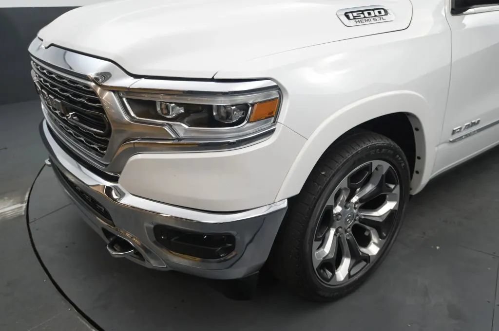 Used 2019 RAM 1500 Limited AWD/4WD image 10