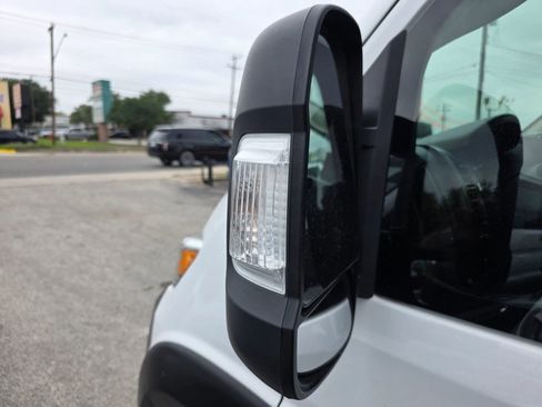 Used 2023 RAM ProMaster 2500 FWD image 28