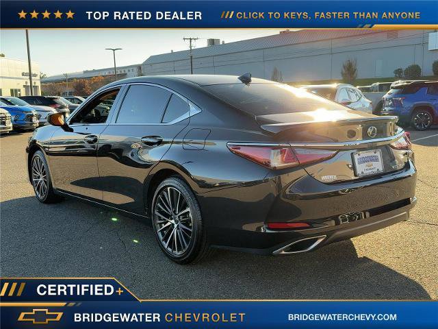 Used 2025 Lexus ES 350 w/ Premium Package FWD image 4