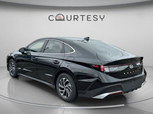 New 2026 Hyundai Sonata Blue image 3