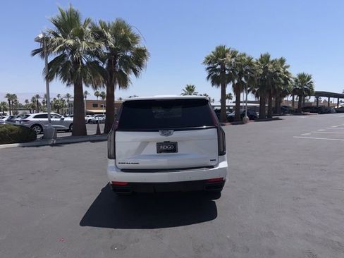 Used 2022 Cadillac Escalade Sport w/ Touring Package AWD/4WD image 6