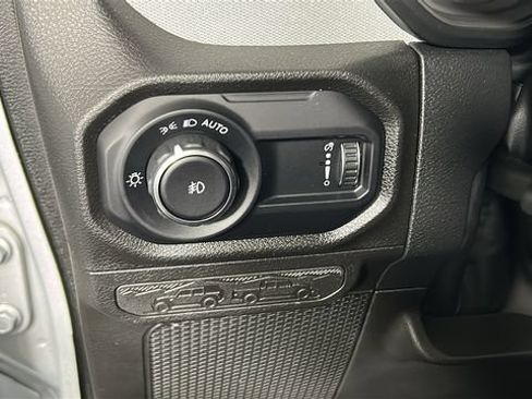 Used 2024 Jeep Wrangler Sport AWD/4WD image 18