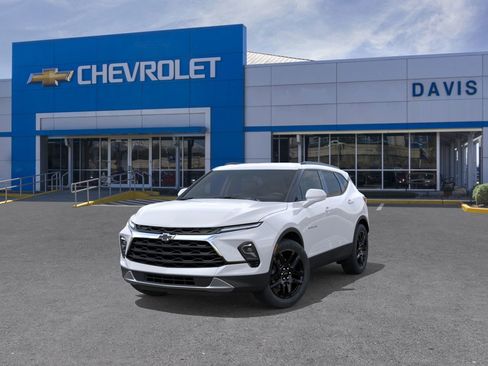 New 2025 Chevrolet Blazer LT w/ Convenience Package image 8