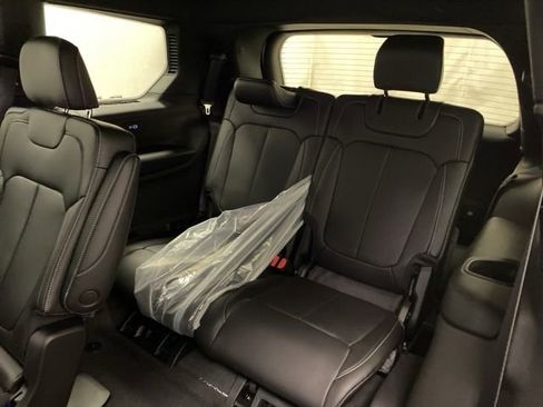 New 2026 Jeep Grand Cherokee L Limited AWD/4WD image 21