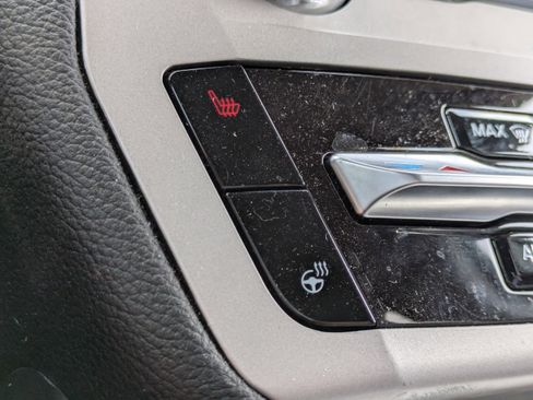 Certified 2023 Ford Explorer XLT w/ Equipment Group 202A image 29