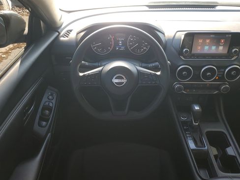 Used 2024 Nissan Sentra S image 15