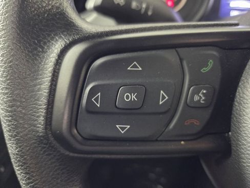 Certified 2025 Jeep Gladiator Sport image 20